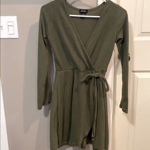 Women’s Long-Sleeve Wrap Dress
